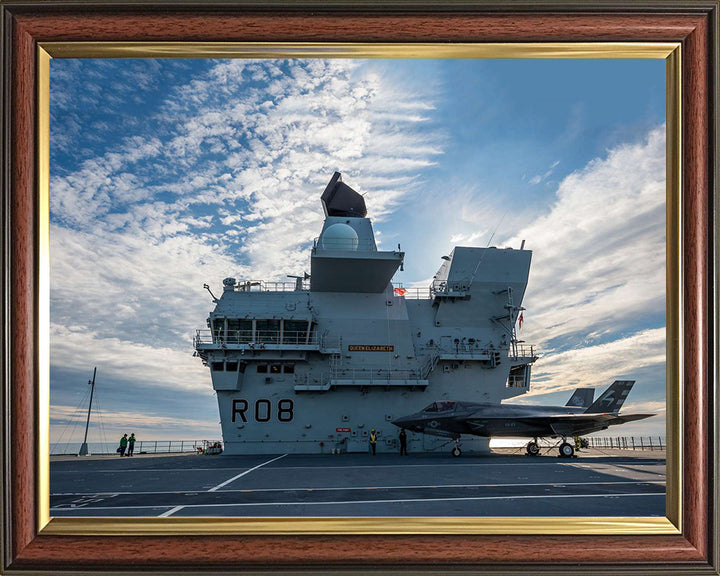 HMS Queen Elizabeth R08 | Photo Print | Framed Print | Queen Elizabeth Class | Aircraft Carrier | Royal Navy Hampshire Prints