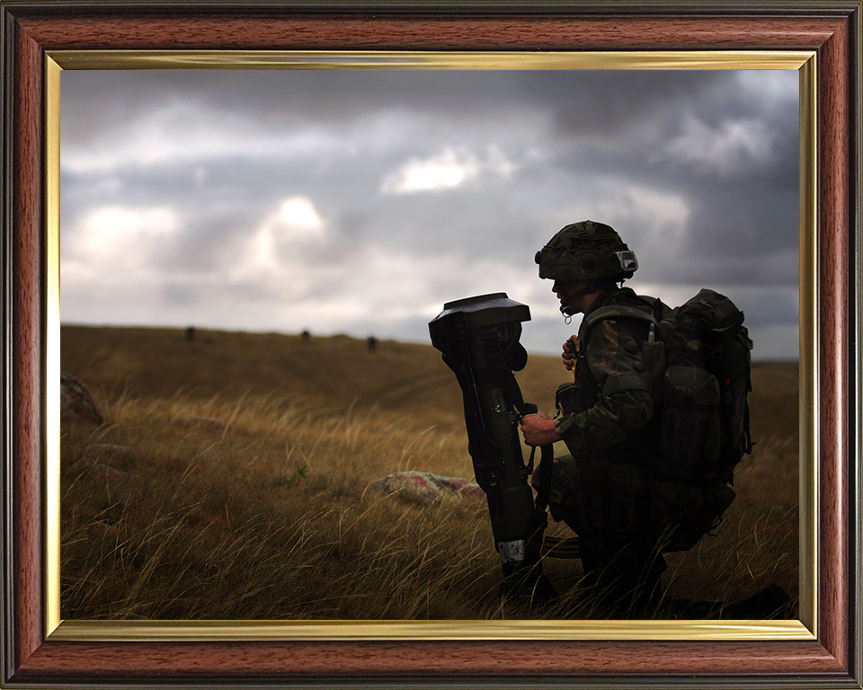 Soldier with Light Anti Tank Weapon Photo Print - British Army Hampshire Prints 10 x 8 Classic Frame No