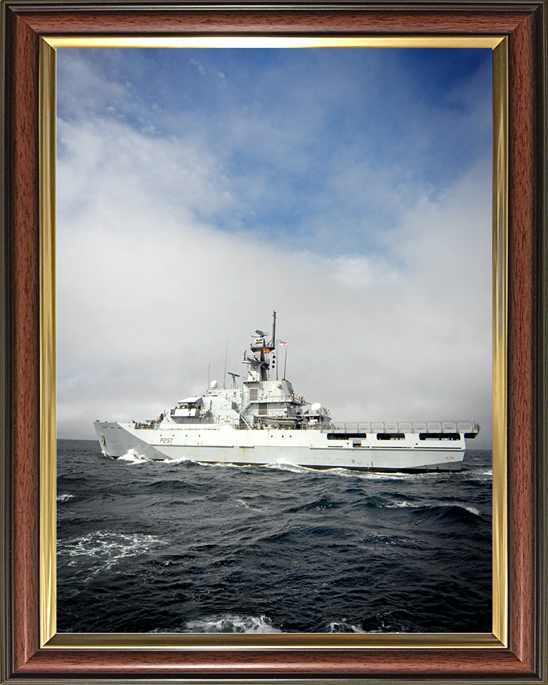 HMS Clyde (P257) Royal Navy River Class Patrol Vessel Port Side Portrait Photo Print Wall Art Decor Posters, Prints, & Visual Artwork Hampshire Prints 10 x 8 Classic Frame No