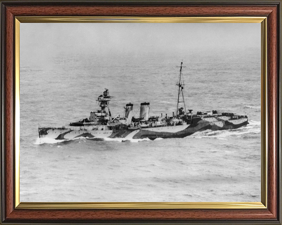 HMS Adventure (M23) Royal Navy Cruiser Photo Print Port View Warship Wall Art Posters, Prints, & Visual Artwork Hampshire Prints 10 x 8 Classic Frame No