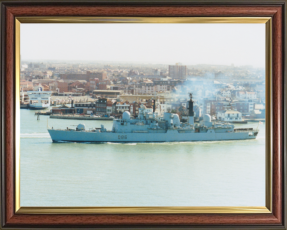 HMS Birmingham (D86) Royal Navy Type 42 Destroyer Passing Old Portsmouth Photo Print Wall Art Decor Posters, Prints, & Visual Artwork Hampshire Prints 10 x 8 Classic Frame No