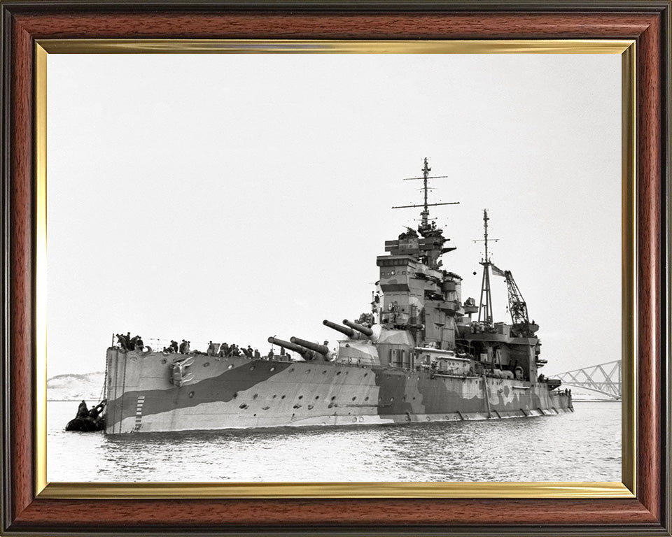 HMS Queen Elizabeth (1913) Royal Navy Queen Elizabeth class battleship Photo Print or Framed Print - Hampshire Prints