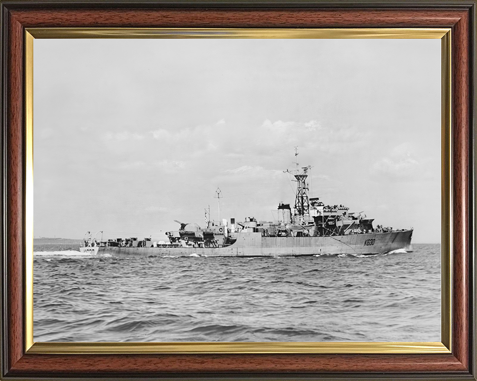 HMS Cardigan Bay (K630) Royal Navy Bay Class Frigate Starboard View Photo Print Wall Art Decor Posters, Prints, & Visual Artwork Hampshire Prints 10 x 8 Classic Frame No