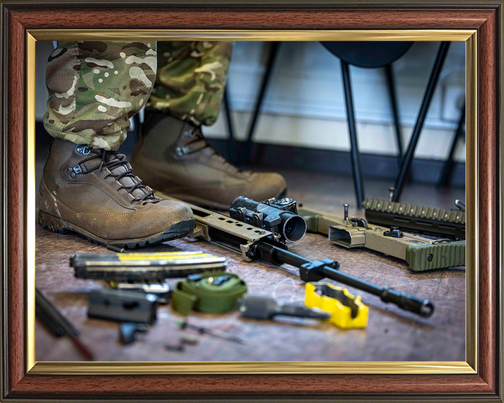 British Army Soldier Stripping am SA80-A3 Rifle Photo Print Wall Art Military Decor Poster Posters, Prints, & Visual Artwork Hampshire Prints 10 x 8 Classic Frame No