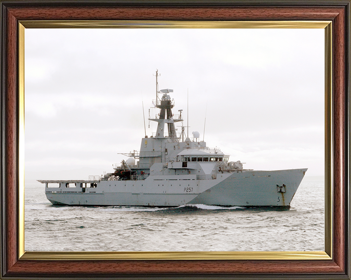 HMS Clyde (P257) Royal Navy River Class Patrol Vessel Underway Starboard Side View Photo Print Wall Art Decor Posters, Prints, & Visual Artwork Hampshire Prints 10 x 8 Classic Frame No