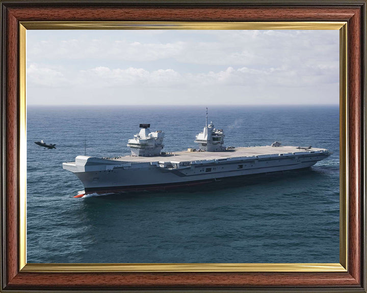 HMS Queen Elizabeth R08 | Photo Print | Framed Print | Queen Elizabeth Class | Aircraft Carrier | Royal Navy Hampshire Prints