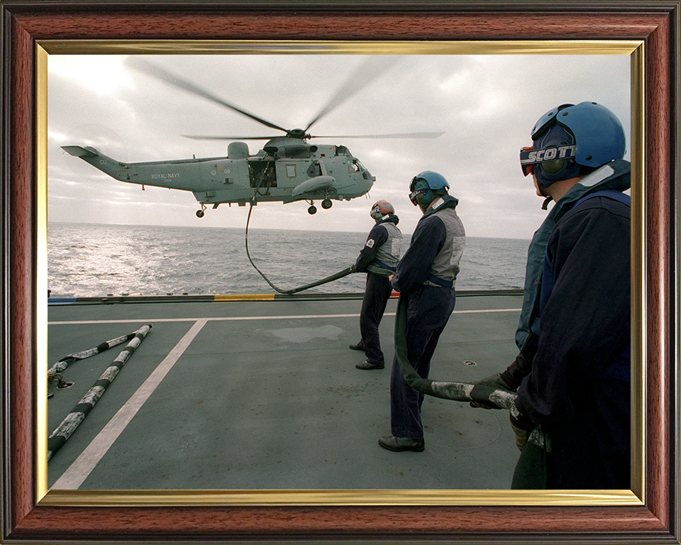 Sea King Helicopter refuelled in flight Photo Print - Royal Navy Aircraft Posters, Prints, & Visual Artwork Hampshire Prints 10 x 8 Classic Frame No