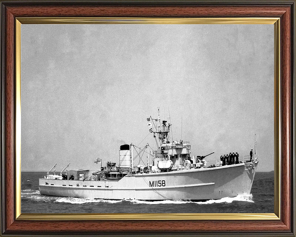 HMS Laleston M1158 Royal Navy Ton Class Minesweeper Photo Print or Framed Print - Hampshire Prints