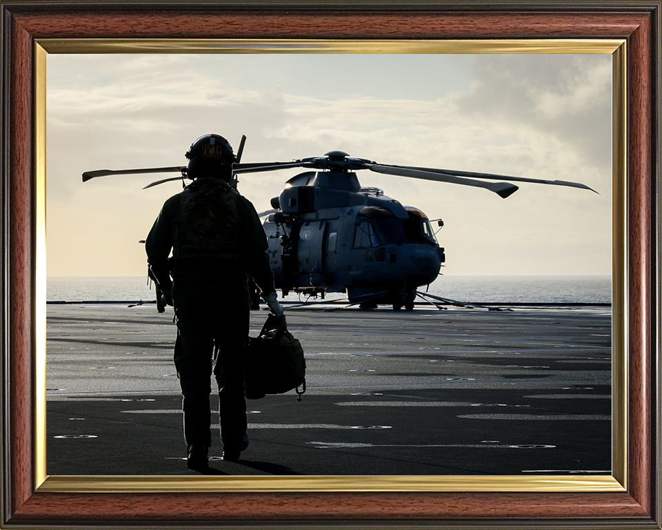 Royal Navy Aircrew and Merlin Helicopter Photo Print Wall Art Naval Aircraft Decor Posters, Prints, & Visual Artwork Hampshire Prints 10 x 8 Classic Frame No