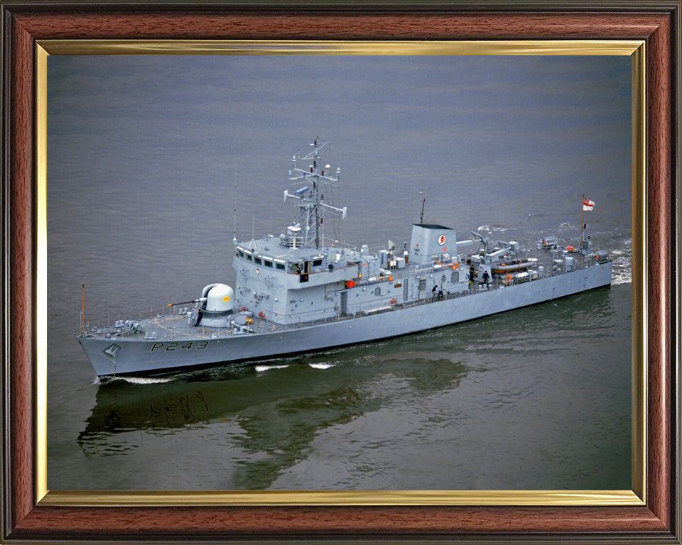 HMS Swift P243 Royal Navy Peacock Class Patrol Vessel Photo Print or Framed Print - Hampshire Prints