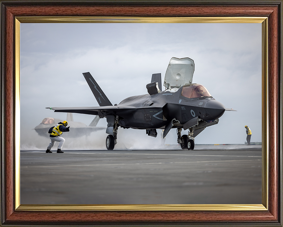 RAF F-35B Lightning jet flight deck Launch Photo Print - Royal Air Force Aircraft Hampshire Prints 10 x 8 Classic Frame No
