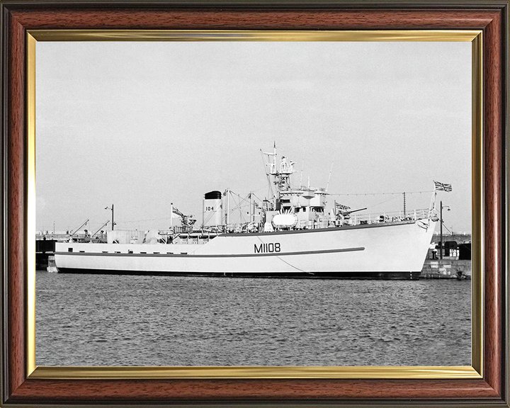 HMS Bevington (M1108) Royal Navy Ton Class Minesweeper Alongside Photo Print Wall Art Decor Posters, Prints, & Visual Artwork Hampshire Prints 10 x 8 Classic Frame No