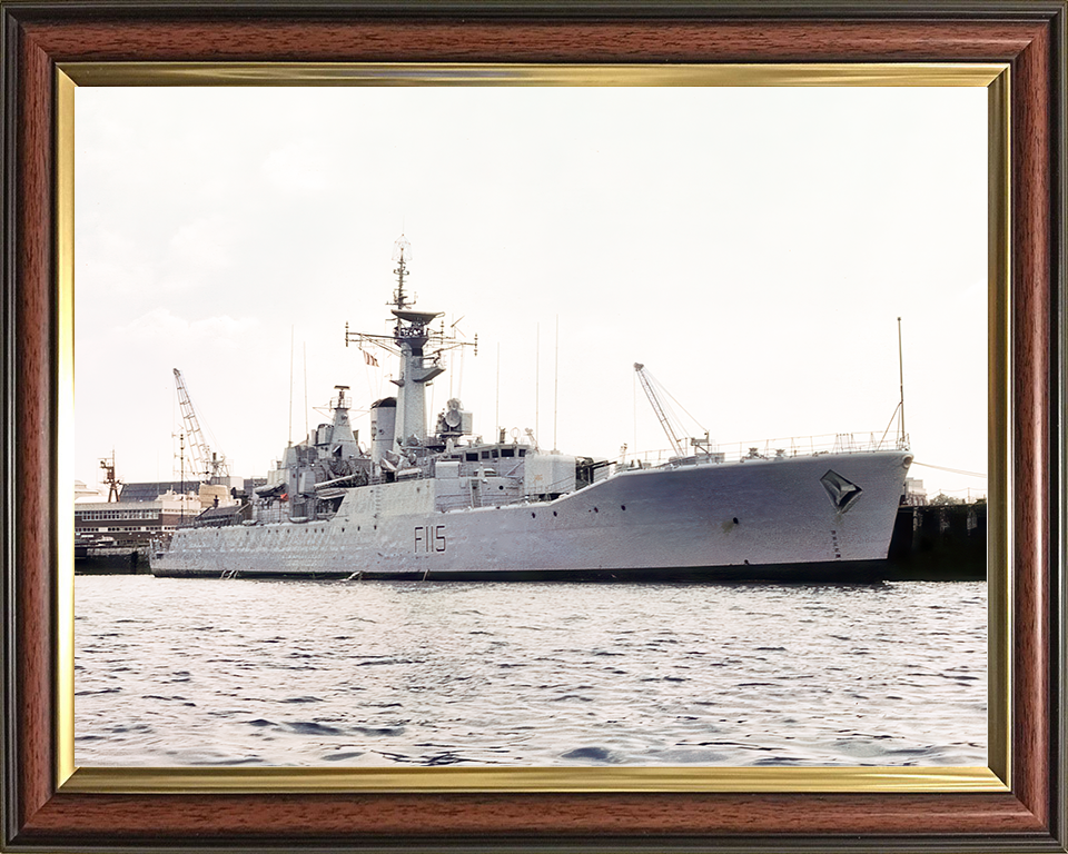 HMS Berwick (F115) Royal Navy Rothesay Class Frigate Portsmouth 1983 Photo Print Wall Art Decor Posters, Prints, & Visual Artwork Hampshire Prints 10 x 8 Classic Frame No