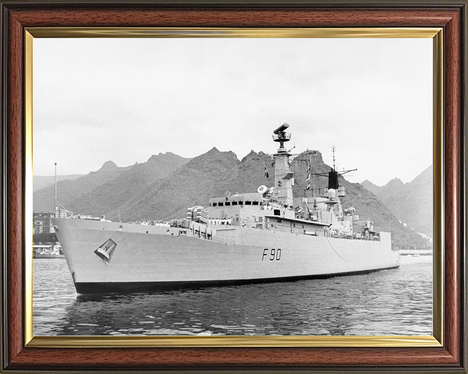 HMS Brilliant (F90) Royal Navy Type 22 Frigate Low Port Bow View Photo Print Wall Art Decor Posters, Prints, & Visual Artwork Hampshire Prints 10 x 8 Classic Frame No