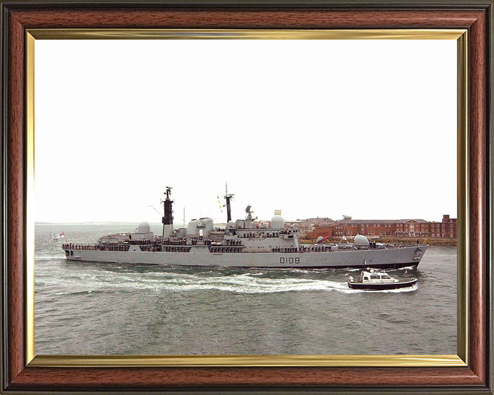HMS Cardiff (D108) Royal Navy Type 42 Destroyer Entering Portsmouth 2005 Photo Print Wall Art Decor Posters, Prints, & Visual Artwork Hampshire Prints 10 x 8 Classic Frame No