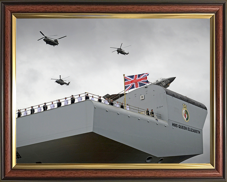 HMS Queen Elizabeth (R08) Photo Print - Naming Ceremony - Royal Navy Queen Elizabeth Class Aircraft Carrier Hampshire Prints 10 x 8 Classic Frame No