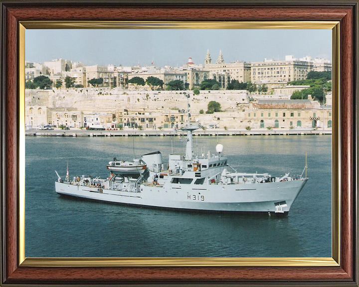 HMS Beagle H319 (A319) Royal Navy Bulldog Class Survey Vessel Leaving Harbour Photo Print Wall Art Decor Posters, Prints, & Visual Artwork Hampshire Prints 10 x 8 Classic Frame No