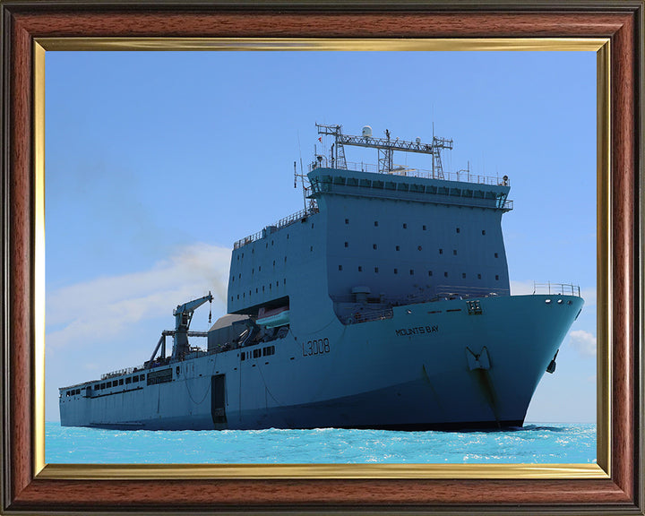 RFA Mounts Bay L3008 | Photo Print | Framed Print | Bay Class | Auxiliary Dock | Royal Fleet Auxiliary Hampshire Prints