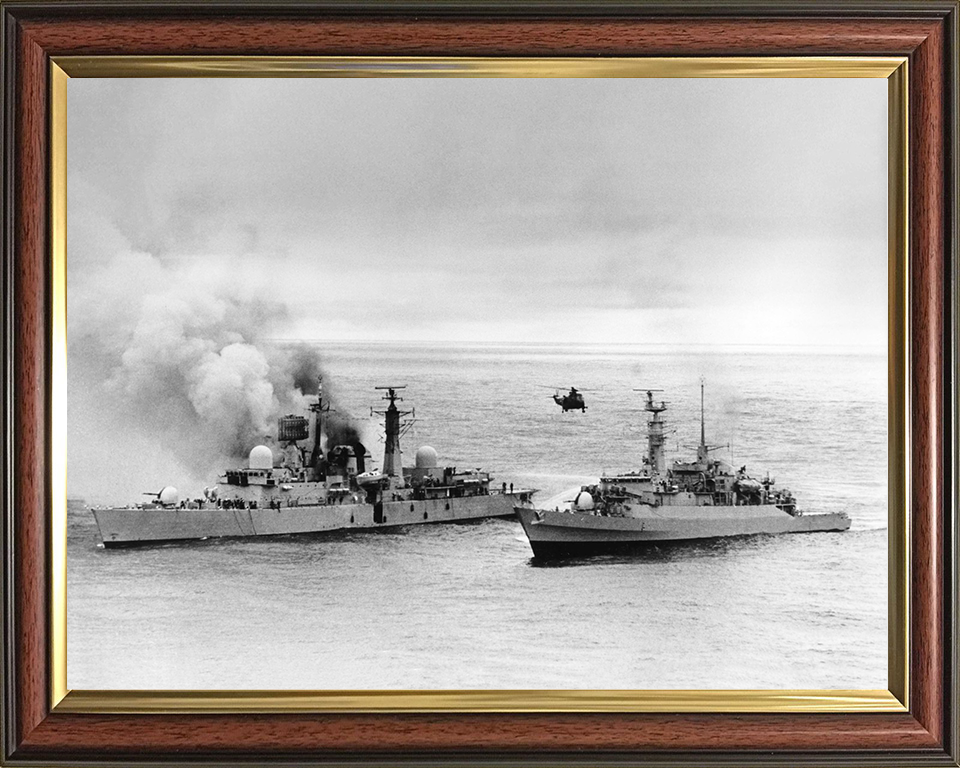HMS Arrow (F173) alongside HMS Sheffield (D80) Royal Navy Falkland War Photo Print Wall Art Decor Posters, Prints, & Visual Artwork Hampshire Prints 10 x 8 Classic Frame No