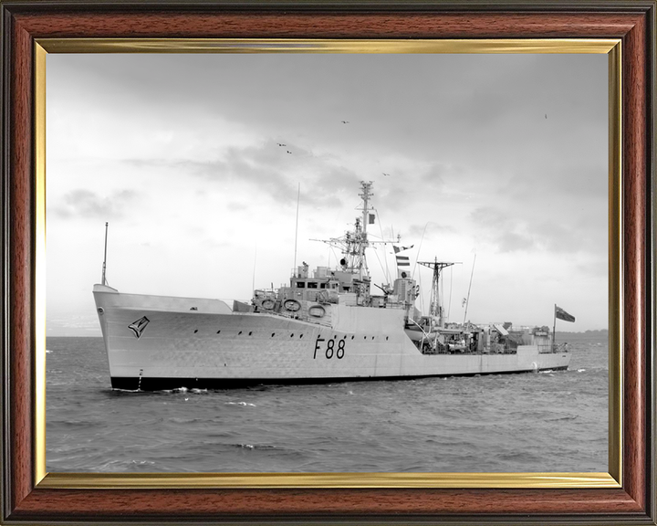 HMS Malcolm (F88) Photo Print - Port Side View - Royal Navy Blackwood Class Frigate Hampshire Prints 10 x 8 Classic Frame No