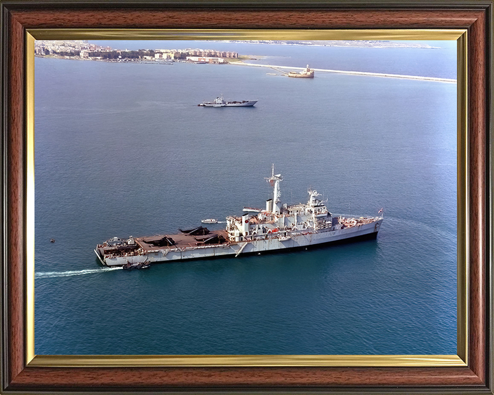 HMS Intrepid (L11) Photo Print - Starboard View - Royal Navy Fearless Class Amphibious Ship Hampshire Prints 10 x 8 Classic Frame No