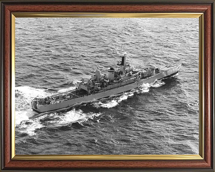 HMS Naiad (F39) Photo Print - At Sea 1978 - Royal Navy Leander Class Frigate Hampshire Prints 10 x 8 Classic Frame No