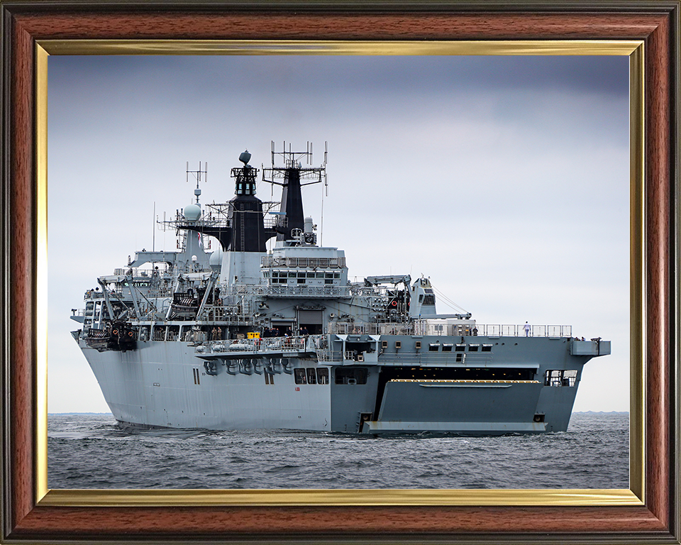 HMS Albion (L14) Royal Navy Albion Class Amphibious Ship Port Quarter View Photo Print Wall Art Naval Decor Posters, Prints, & Visual Artwork Hampshire Prints 10 x 8 Classic Frame No