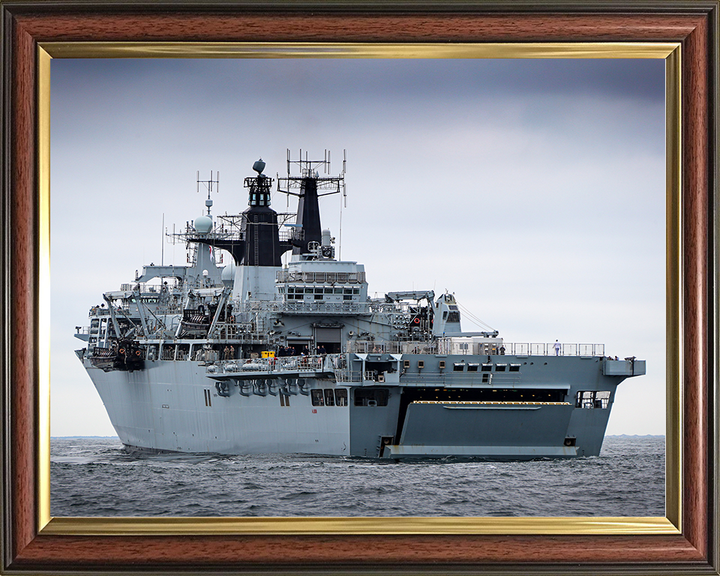HMS Albion (L14) Royal Navy Albion Class Amphibious Ship Port Quarter View Photo Print Wall Art Naval Decor Posters, Prints, & Visual Artwork Hampshire Prints 10 x 8 Classic Frame No
