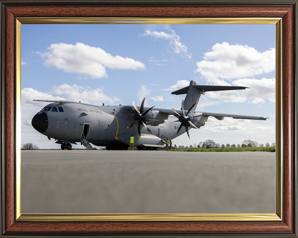 RAF Atlas A400M At RAF Wittering Photo Print Royal Air Force Wall Art Aviation Decor Posters, Prints, & Visual Artwork Hampshire Prints 10 x 8 Classic Frame No