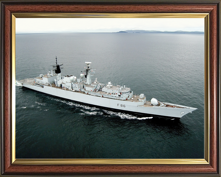 HMS Campbeltown (F86) Royal Navy Type 22 Frigate High Starboard View Photo Print Wall Art Decor Posters, Prints, & Visual Artwork Hampshire Prints 10 x 8 Classic Frame No