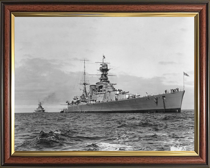 HMS Hood (51) | Photo Print | Framed Print | Admiral Class | Battlecruiser | Royal Navy Hampshire Prints
