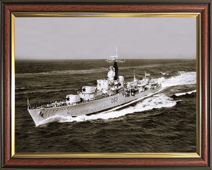 HMS Jutland (D62) Photo Print - At Sea 1961 - Royal Navy Battle Class Destroyer Posters, Prints, & Visual Artwork Hampshire Prints 10 x 8 Classic Frame No