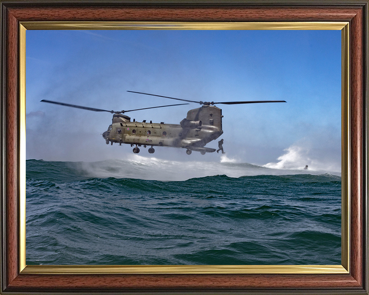 Royal Marine Commando helocasting from a Chinook Photo Print - 40 Commando Hampshire Prints 10 x 8 Classic Frame No
