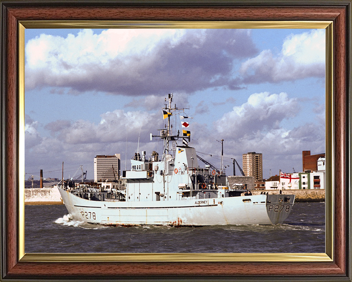 HMS Alderney (P278) Royal Navy Island Class Patrol Vessel Entering Port Photo Print Wall Art Decor Posters, Prints, & Visual Artwork Hampshire Prints 10 x 8 Classic Frame No