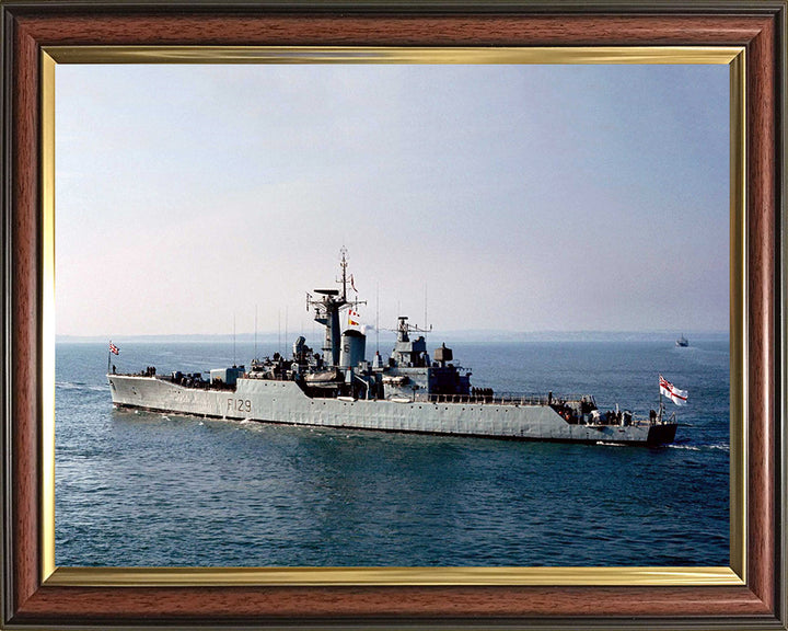 HMS Rhyl F129 | Photo Print | Framed Print | Poster | Rothesay Class | Frigate | Royal Navy Hampshire Prints