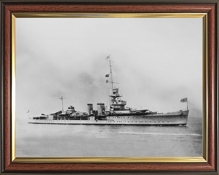 HMS Calcutta (D82) Royal Navy C Class Light Cruiser Starboard View Photo Print Wall Art Decor Posters, Prints, & Visual Artwork Hampshire Prints 10 x 8 Classic Frame No