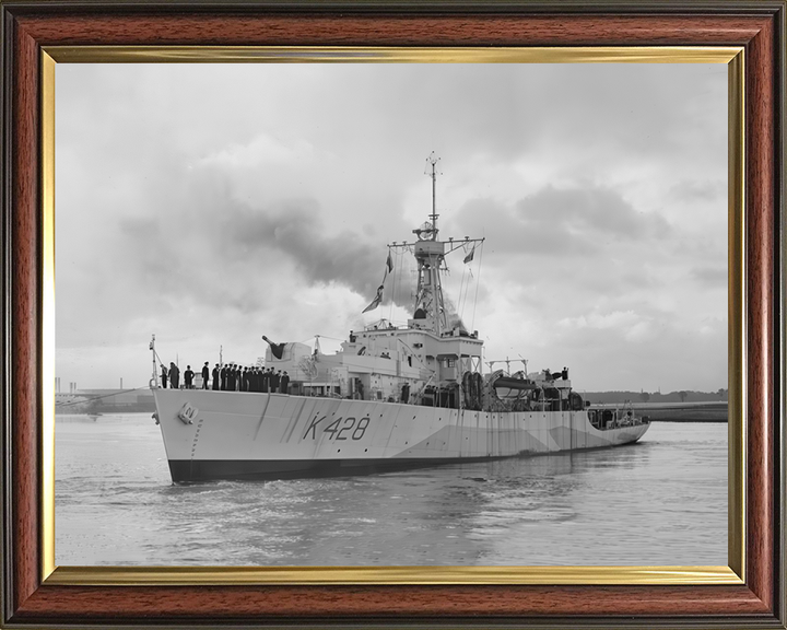 HMS Loch Alvie (K428) Photo Print - Entering Harbour - Royal Navy Loch Class Frigate Hampshire Prints 10 x 8 Classic Frame No