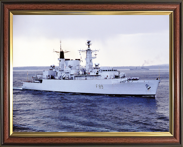 HMS Battleaxe (F89) Royal Navy Type 22 Frigate Starboard Side View Photo Print Wall Art Decor Posters, Prints, & Visual Artwork Hampshire Prints 10 x 8 Classic Frame No