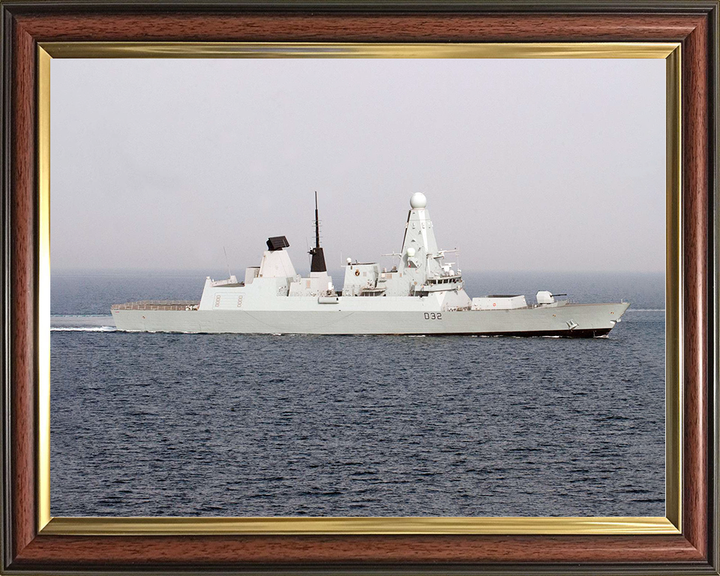 HMS Daring (D32) Royal Navy Type 45 Destroyer Starboard view at Sea Photo Print Wall Art Decor Posters, Prints, & Visual Artwork Hampshire Prints 10 x 8 Classic Frame No