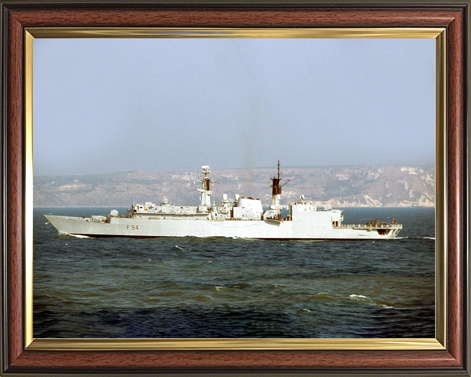 HMS Brave (F94) Royal Navy Type 22 Frigate Port Beam View Photo Print Wall Art Decor Posters, Prints, & Visual Artwork Hampshire Prints 10 x 8 Classic Frame No
