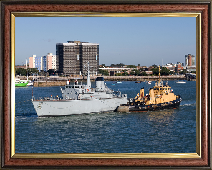 HMS Brecon (M29) Photo Print - Under Tow 2007 - Royal Navy Hunt Class Mine Warfare Vessel Posters, Prints, & Visual Artwork Hampshire Prints 10 x 8 Classic Frame No