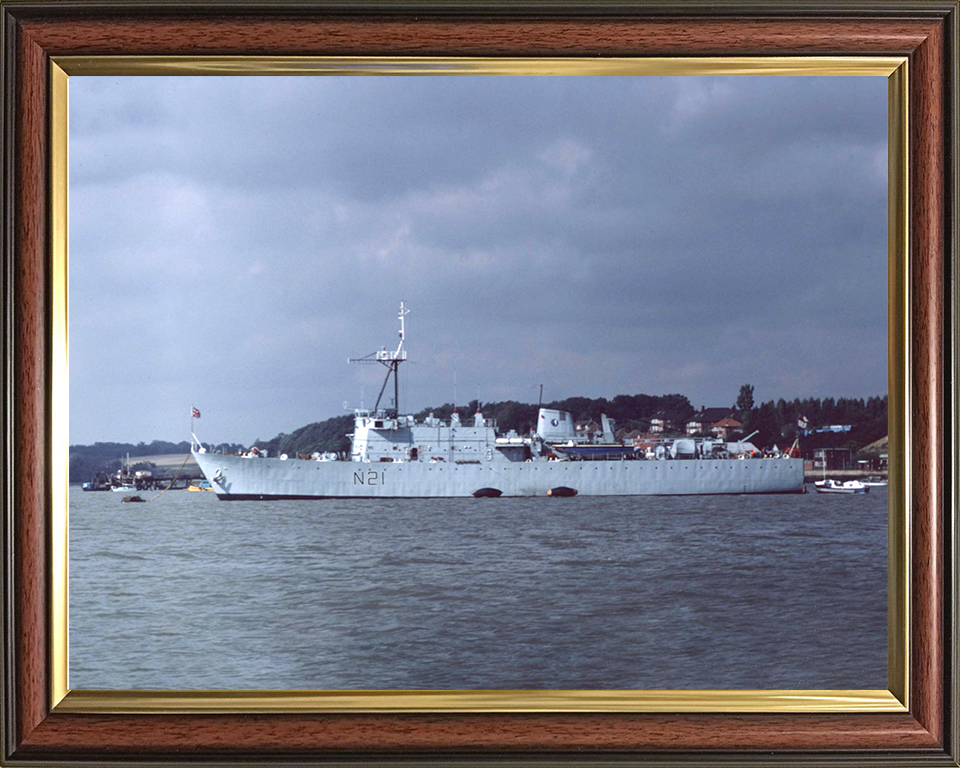 HMS Abdiel (N21) Photo Print - Port Side View - Royal Navy Abdiel Class Mine Layer Hampshire Prints 10 x 8 Classic Frame No
