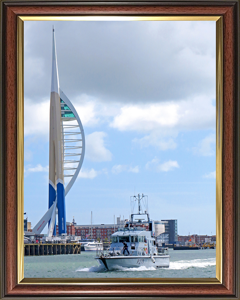 HMS Blazer (P279) Photo Print - Portsmouth 2019 - Royal Navy Archer Class P2000 Patrol Vessel Posters, Prints, & Visual Artwork Hampshire Prints 10 x 8 Classic Frame No