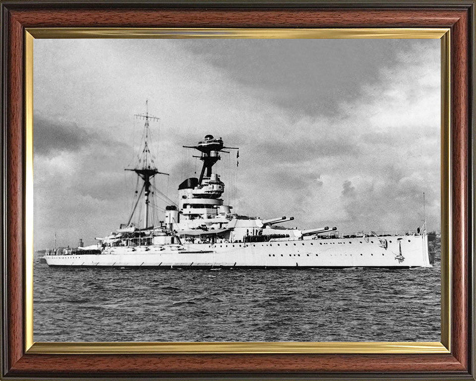 HMS Resolution (09) Royal Navy Revenge class battleship Photo Print or Framed Print - Hampshire Prints