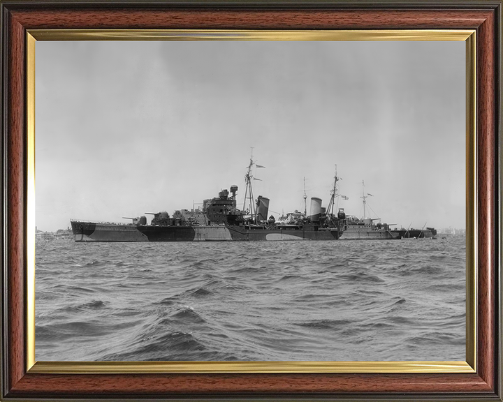 HMS Phoebe (43) Photo Print - At Sea 1950 - Royal Navy Dido Class Cruiser Posters, Prints, & Visual Artwork Hampshire Prints 10 x 8 Classic Frame No