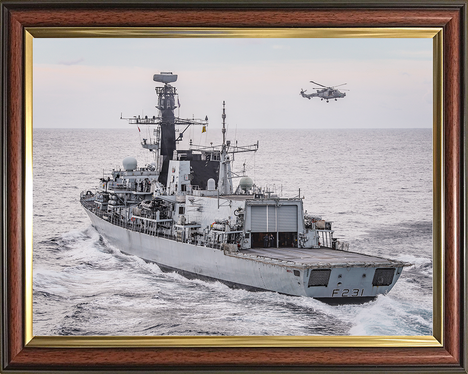 HMS Argyll (F231) Royal Navy Type 23 Frigate With Lynx Helicopter Wall Art Photo Print Naval Decor Posters, Prints, & Visual Artwork Hampshire Prints 10 x 8 Classic Frame No