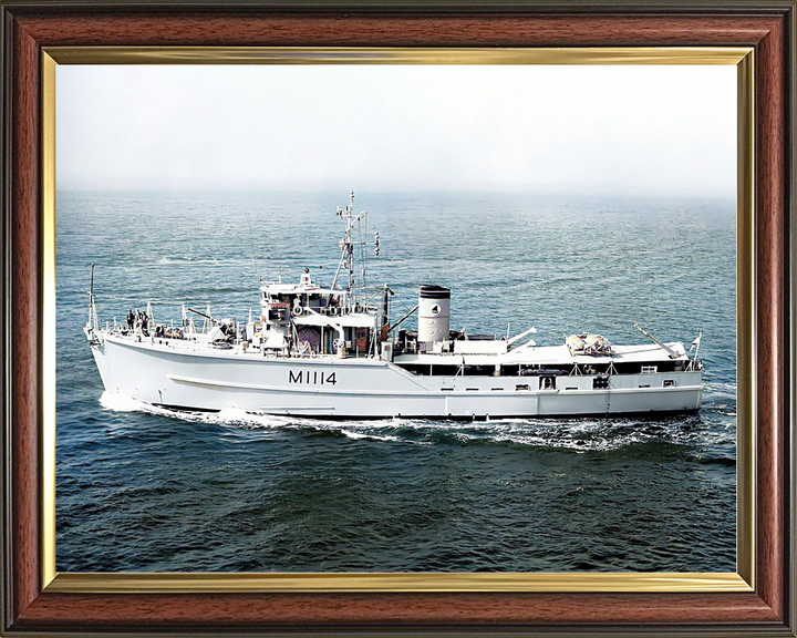 HMS Brinton (M1114) Royal Navy Ton Class Minesweeper Port Side View Photo Print Wall Art Decor Posters, Prints, & Visual Artwork Hampshire Prints 10 x 8 Classic Frame No
