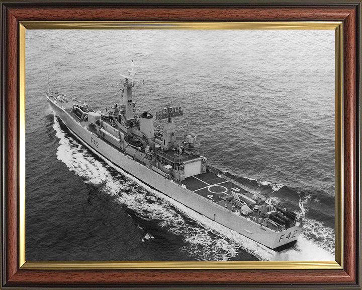 HMS Phoebe (F42) Photo Print - At Sea - Royal Navy Leander Class Frigate Posters, Prints, & Visual Artwork Hampshire Prints 10 x 8 Classic Frame No