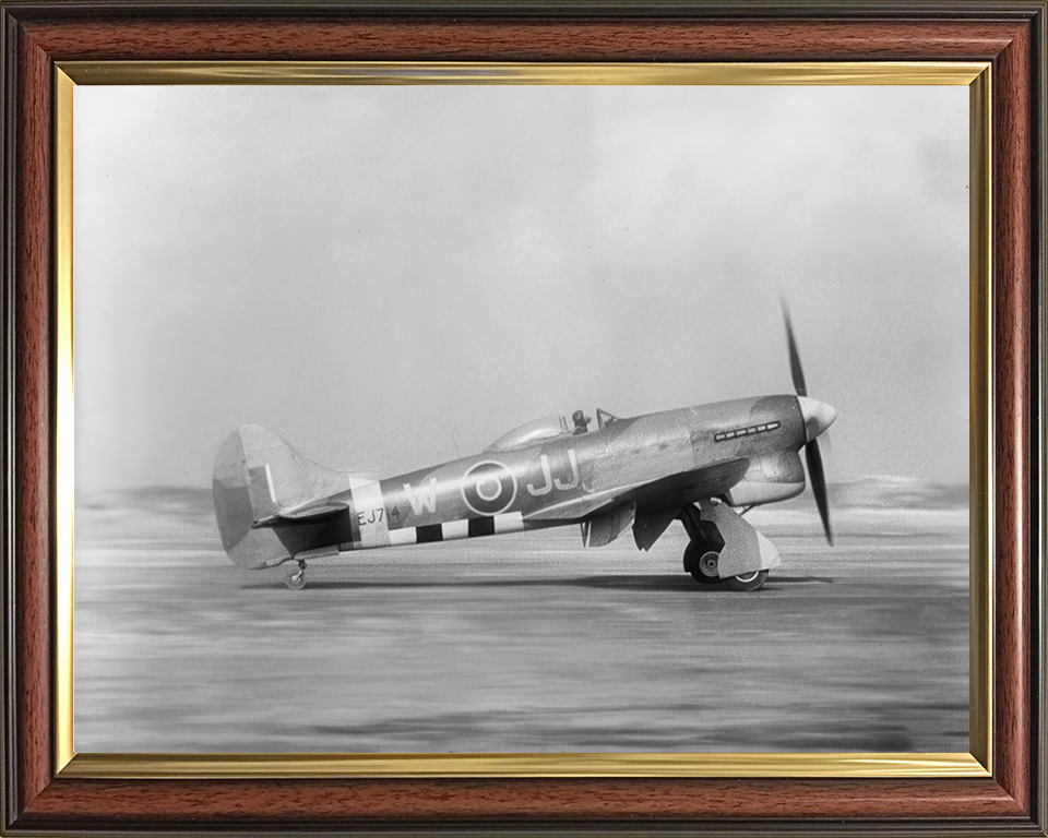 RAF Hawker Tempest Mark V Photo Print - Royal Air Force Aircraft Hampshire Prints 10 x 8 Classic Frame No