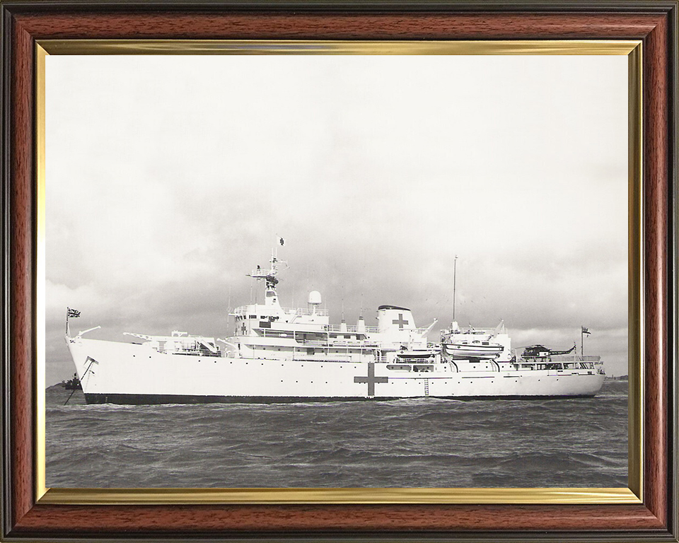 HMS Hydra A144 | Photo Print | Framed Print | Hecla Class | Survey Vessel | Royal Navy Hampshire Prints